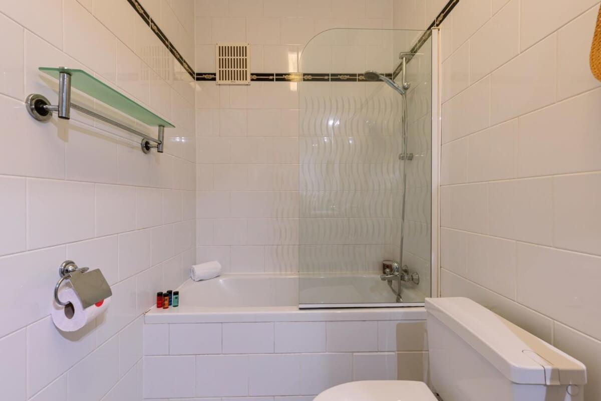 Huswell - Beautiful And Spacious Studio With Side Seaview 克诺克－海斯特 外观 照片